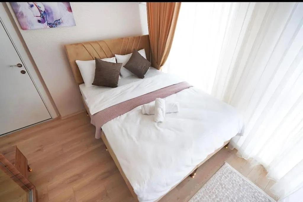Two Bedroom King Deluxe Suite Is9 Istanbul 0*,